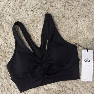 ALO YOGA Wild Thing Bra - Size: Small (4-6) - Color: Black